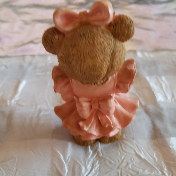 Teddy With Flowers Figurine - Picture 3 of 7